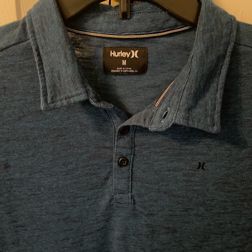 Hurley Men’s Polo. Size Medium